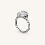 Load image into Gallery viewer, The Lunea – Floating Bezel Solitaire Solara Halo Engagement Ring
